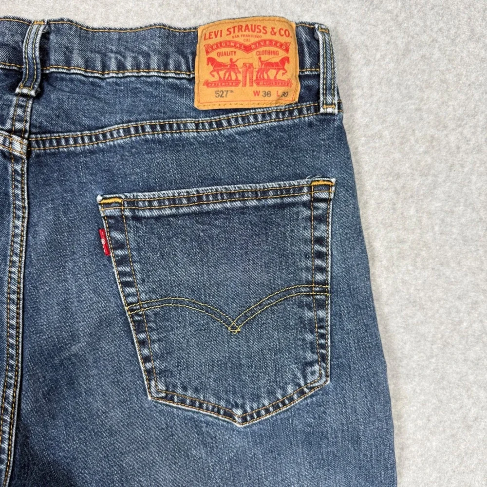 Levis 527 Slim Bootcut Jeans Mens 36x30 Medium Wash Blue Denim Pants Western
